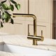 SANCOS Смеситель для кухни Spin с поворотным и вытяжным изливом, c краном для фильтрованной воды, цвет полированное золото, арт. SC4015ZG SC4015ZG